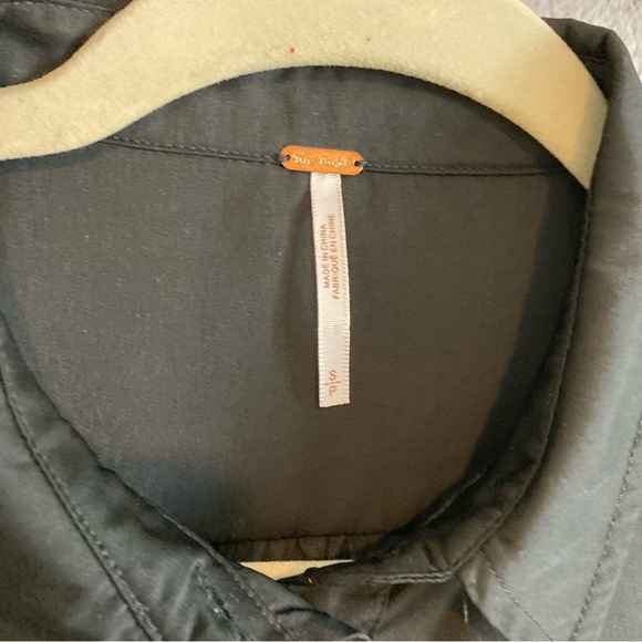 Free People Black Long Sleeve Button Down Sheer Bottom Half Size Small - Picture 12 of 12